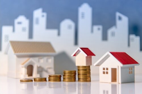 Fed in No Rush, But Rates Still Drop